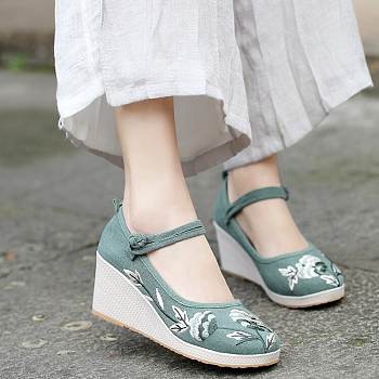 Beijing Cloth Shoes Square Sole Jade Blue