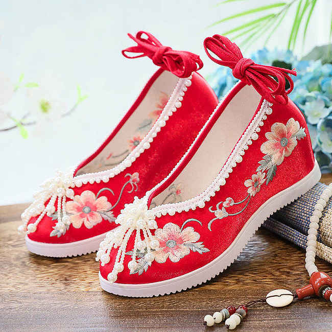 High Quality Chinese Traditional Shoes Red Peony - 1